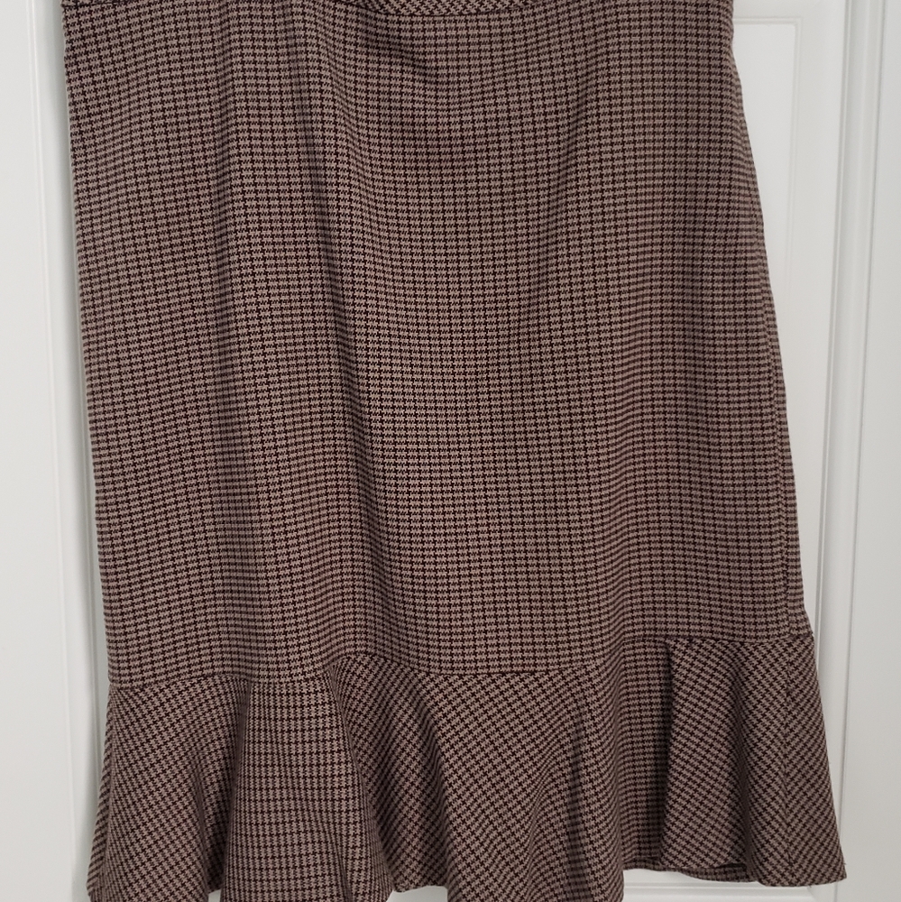 The Limited Skirt